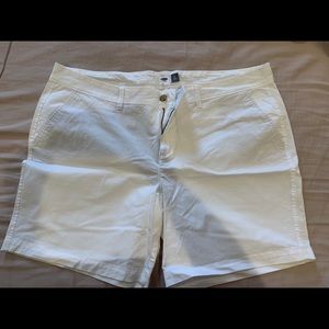 Old navy white Shorts